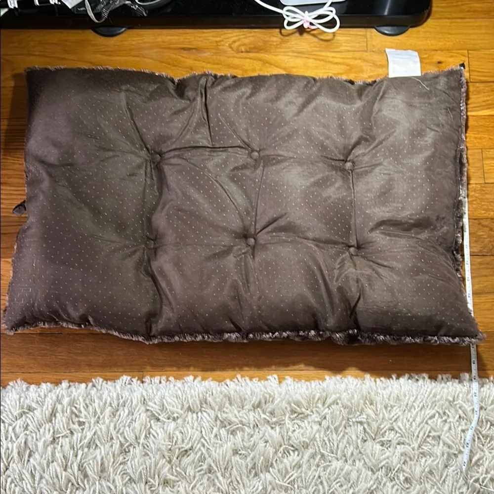 BOGO Brown Faux Fur Crate Mat